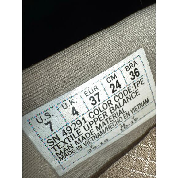 WOMEN'S Relaxed Fit: Reggae Fest athletic flats shoes - Wicker taupe size 7 euc - Picture 9 of 9